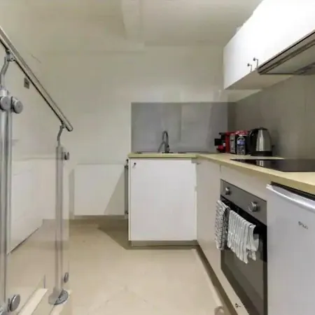 Magnifique Avec Sauna Et Jacuzzi Daire